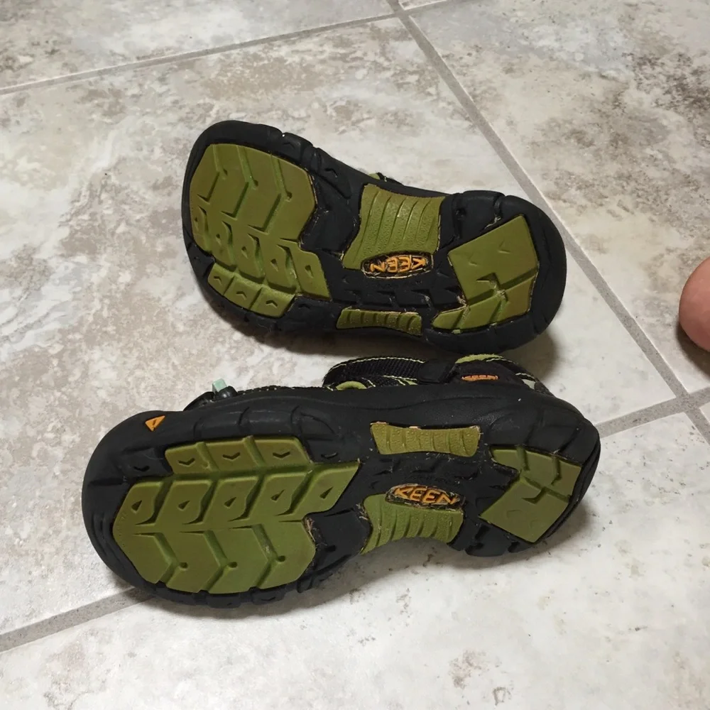 Youth Keen Newport Green Water/Hiking Sandals